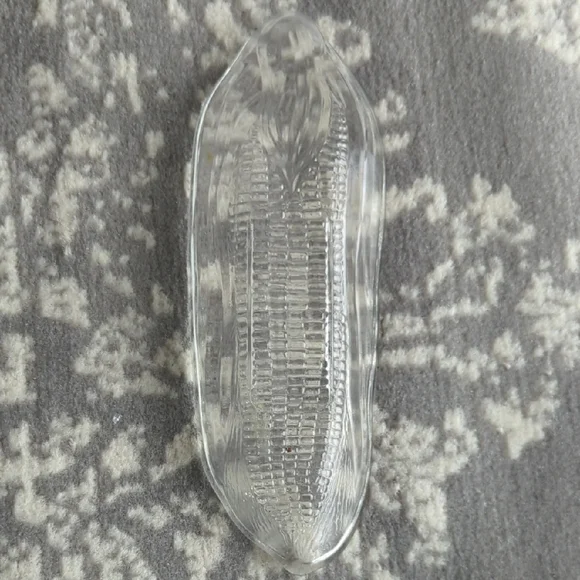 Elegant Clear Glass Corn Dishes Set - Picture 2 of 3